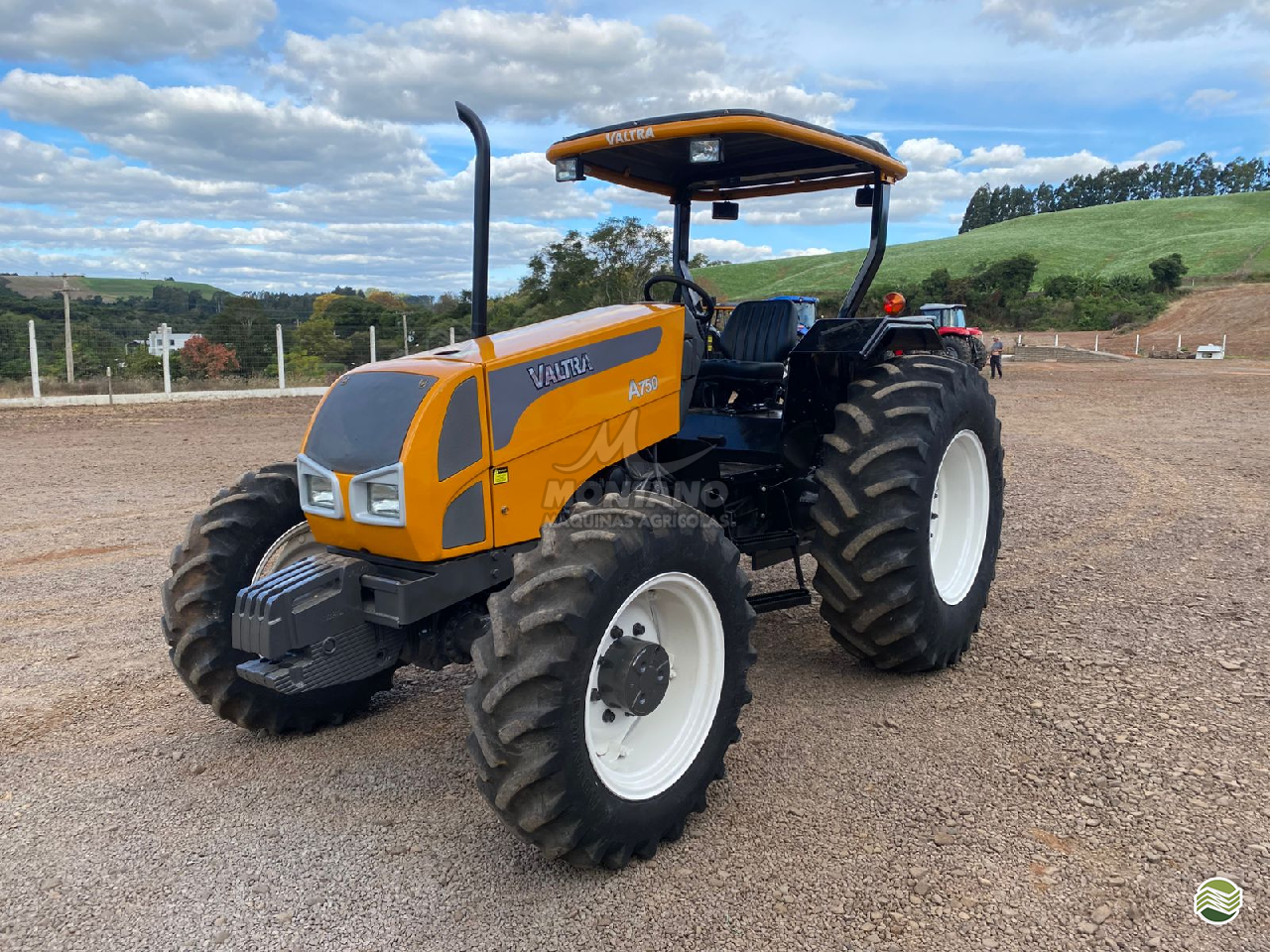 TRATOR VALTRA VALTRA A750 Tração 4x2 Montano Máquinas Agrícolas LAGOA VERMELHA RIO GRANDE DO SUL RS